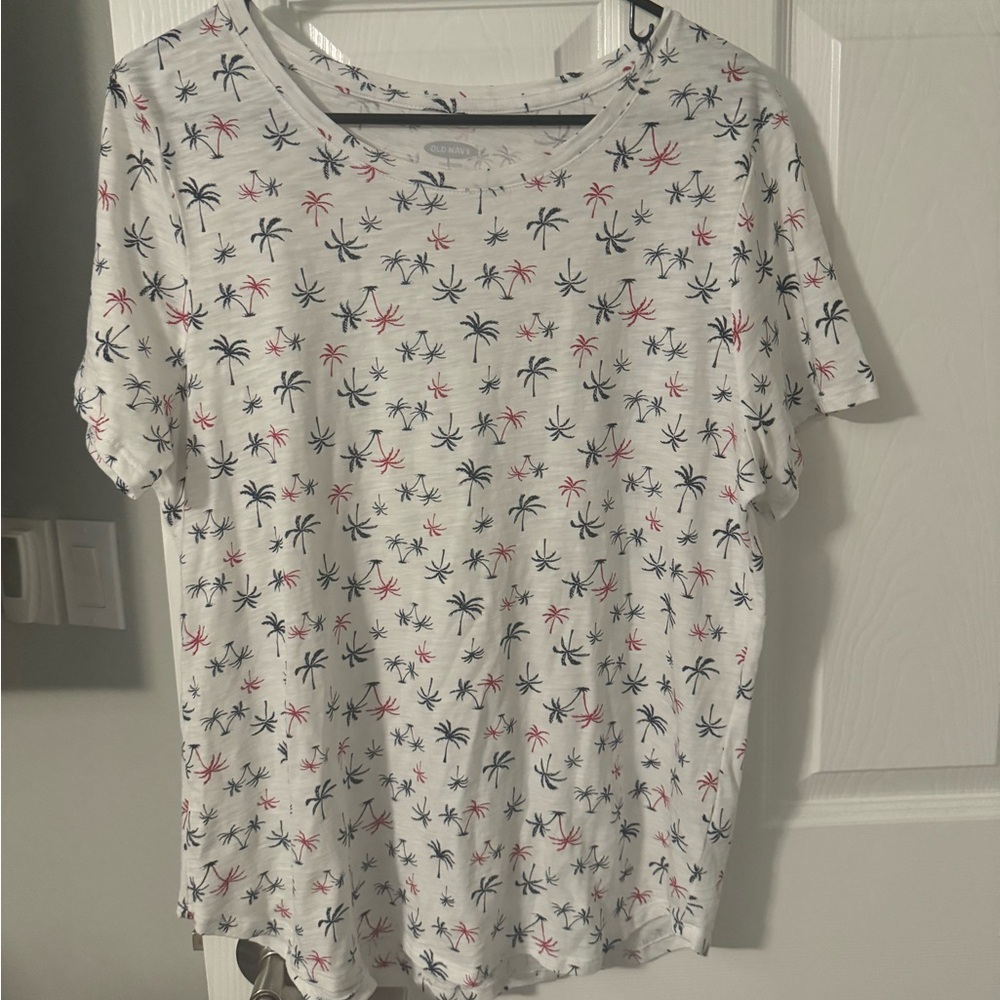Old Navy Everywear Size L Palm Tree Tee